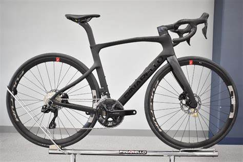 PINARELLO X3 DISC 105 DI2 FULCRUM 800  TAILLES DISPO 43, 46, 49, 51,5, 53, 54,5, 58, 60