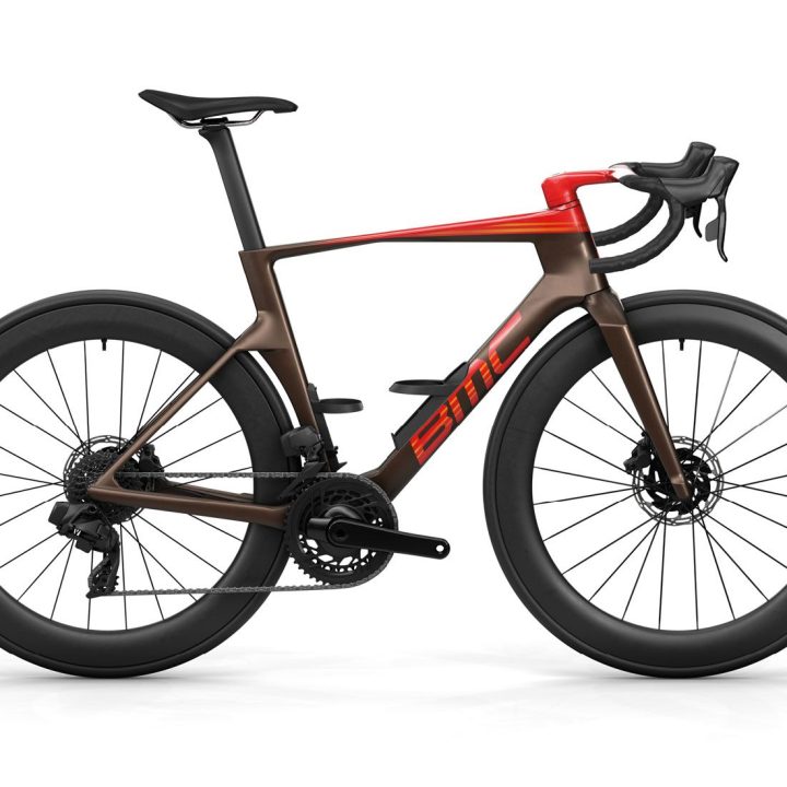teammachine r 01 two maroon carbon neon red 55