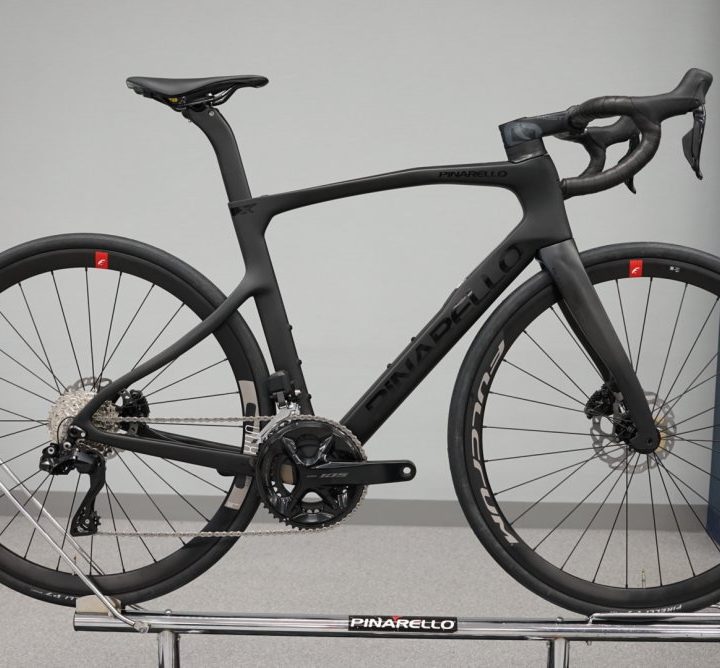 promo!!! pinarello x3 disc 105 di2 fulcrum racing 800